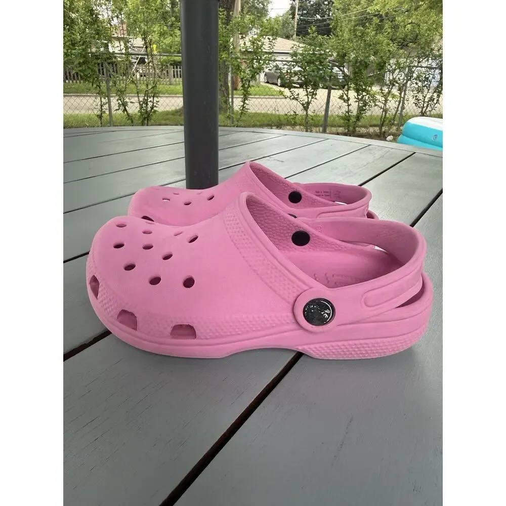 Crocs Kids Classic Clogs Pink Water Shoes Size J1 Slip-On Sandals Unisex